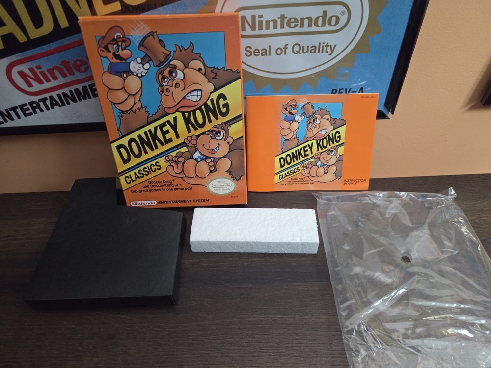 Nes Donkey Kong Classics Box And Manual