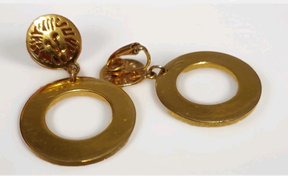 80s Lion Head Hoop Earrings Gold Tone Door Knocker Designer Style Clip On