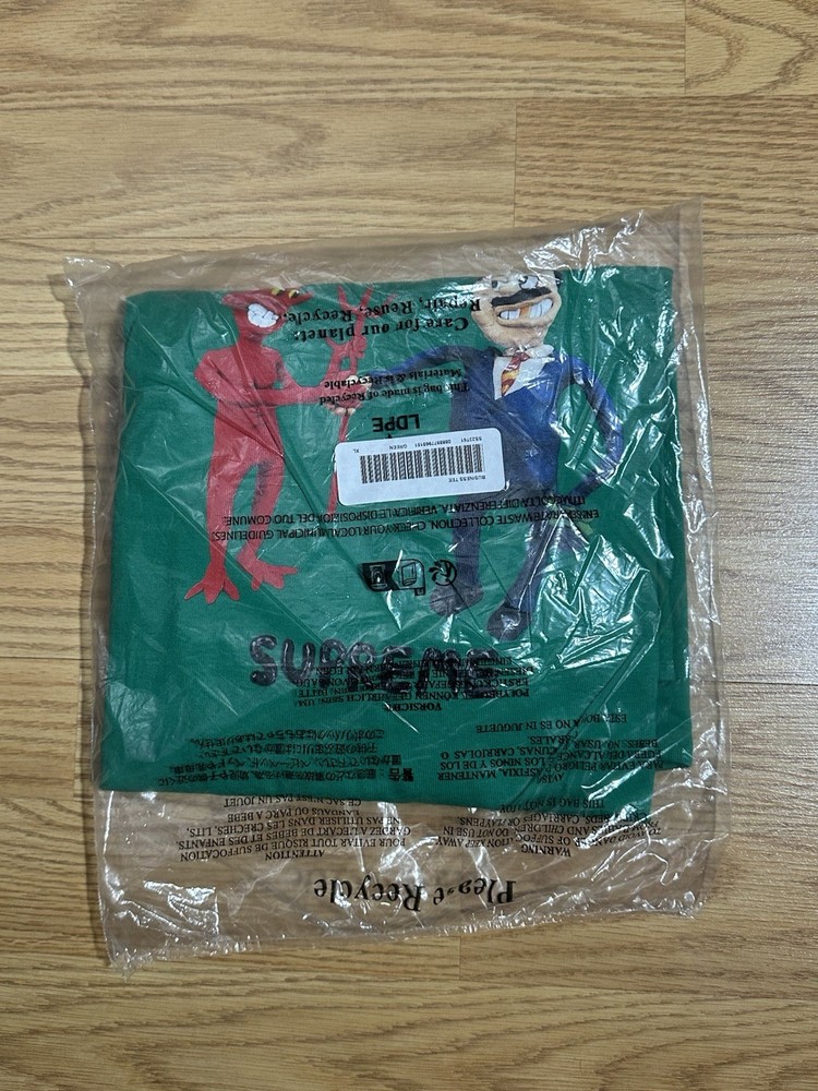Supreme Business T-shirt Size Xl, Color Green