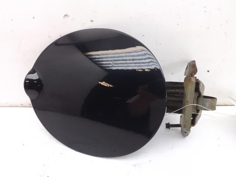 03 FORD TAURUS FUEL FILLER DOOR 133749