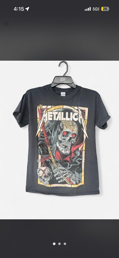 Metallica black tee with skull design. Size S #metallica #rock