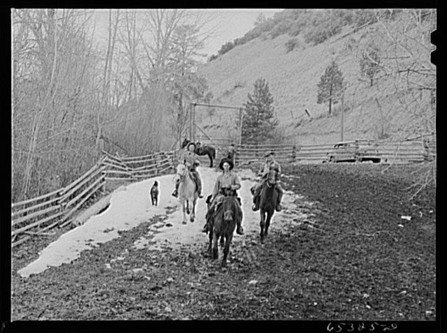 Photo:Bitterroot Valley Montana 1930s FSA Cowboys on Horses Ranch Trail