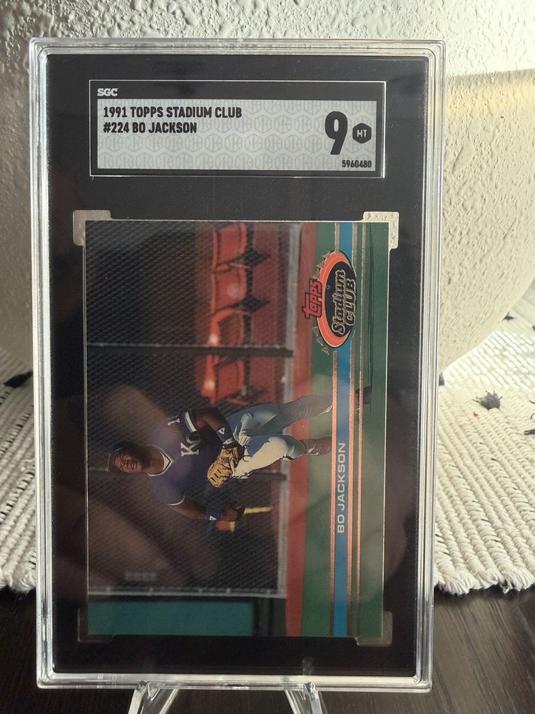 Topps 1991 Stadium Club Bo Jackson #224 Kansas City Royals SGC 9 Card