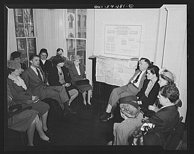 Photo:1930s Group Meeting Interior Men Women Seminar Discussion