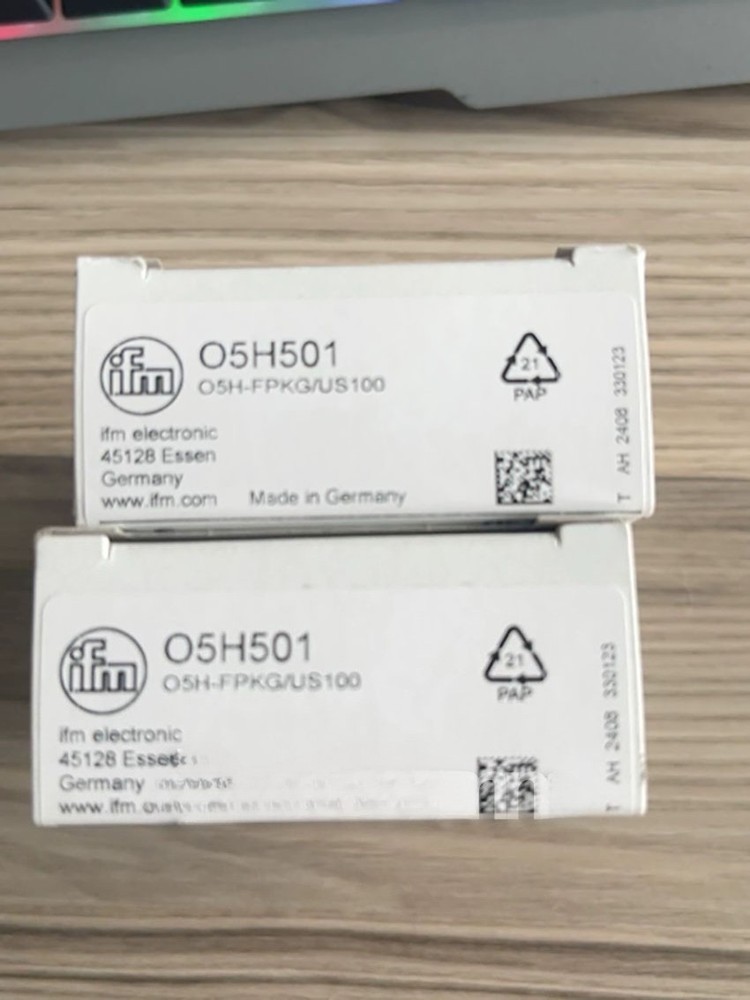 IFM O5H501 Diffuse Reflection Photoelectric Sensor O5H-FPKG/US100factory sealed
