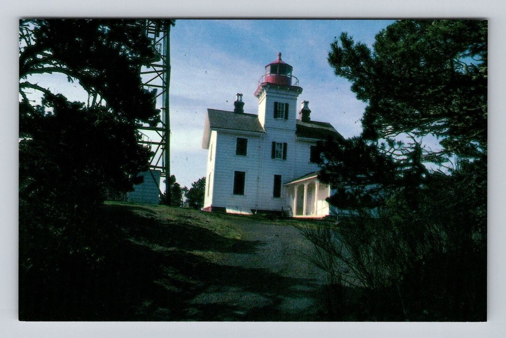 Newport OR-Oregon, Yaquina Bay Lighthouse, Antique Vintage Souvenir Postcard