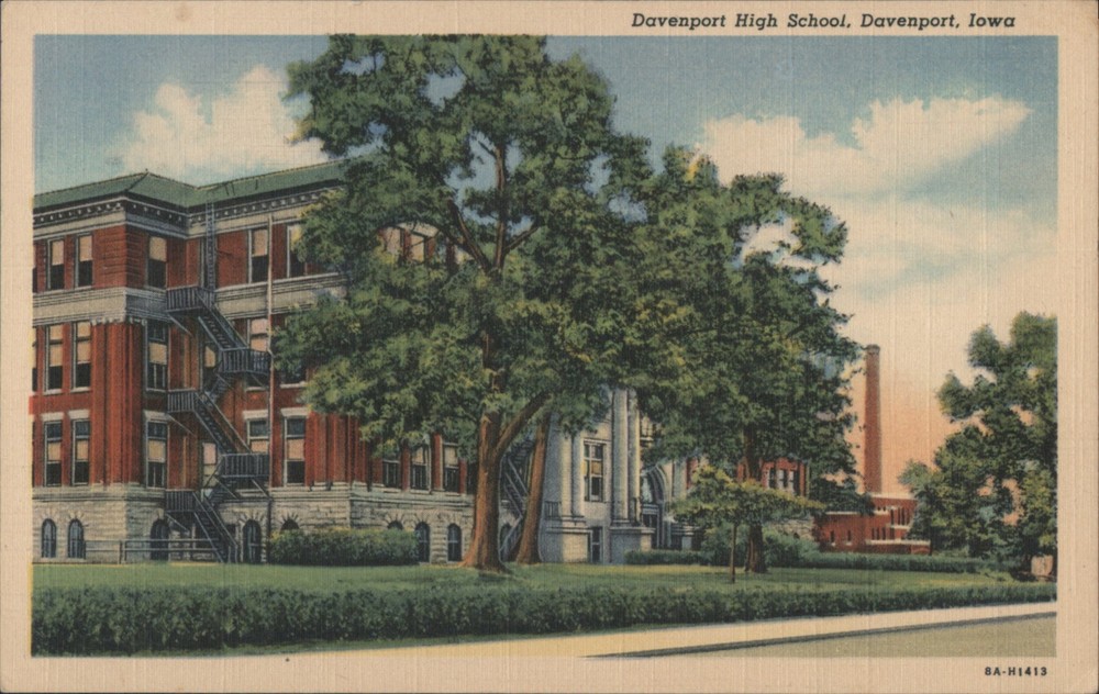 Davenport, Iowa IA Davenport High School Teich Original Vintage Postcard