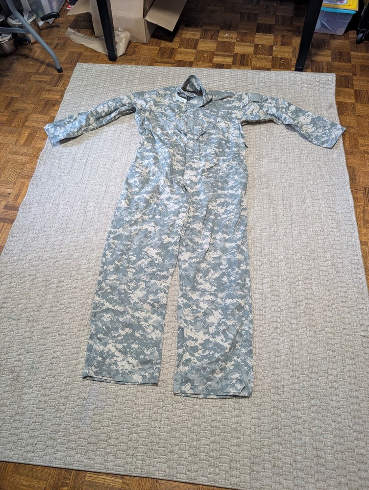US Military Mechanics Coveralls Mens XL Universal Digital Camouflage