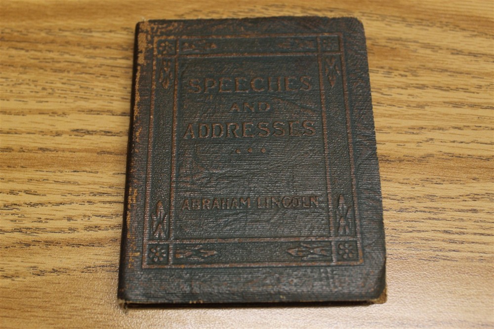 Little Leather Library Speeches And Addresses Abraham Lincoln Green Cover