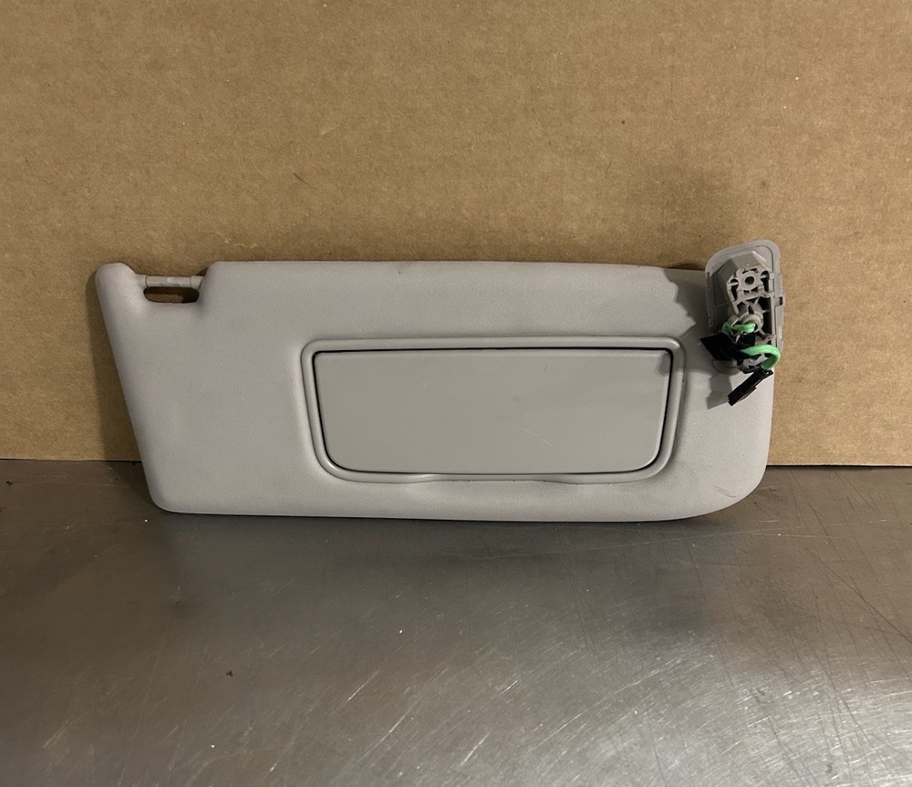 2004-2006 Volvo S40 Right Gray Sun Visor Mirror 410