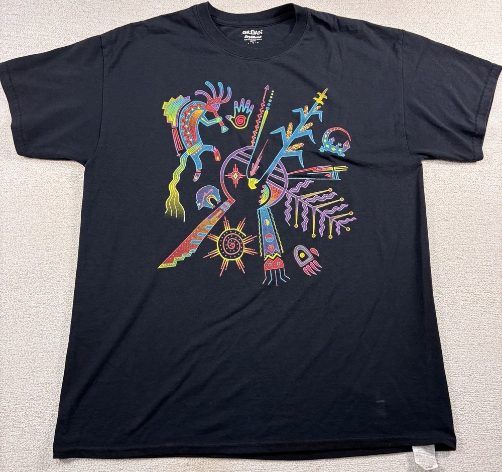 VINTAGE Southwest Tribal Graphic Print T-Shirt Adult Large Colorful Indian Art