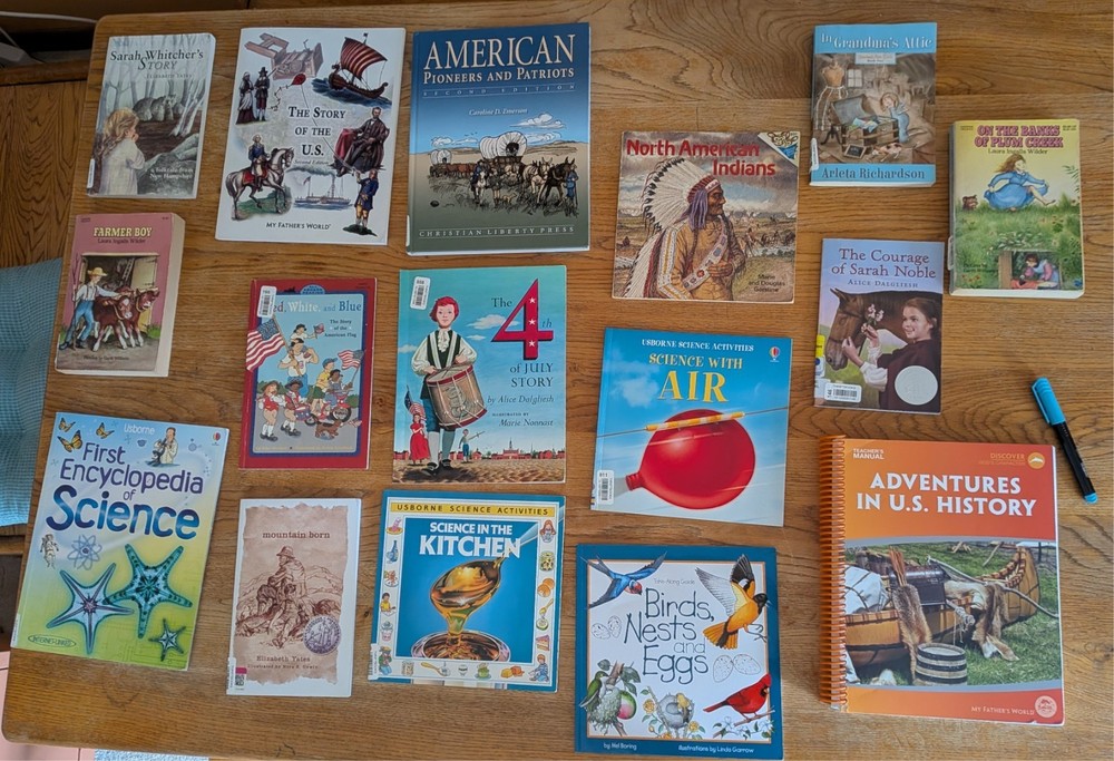 My Father's World Curriculum Lot - Adventures in US History