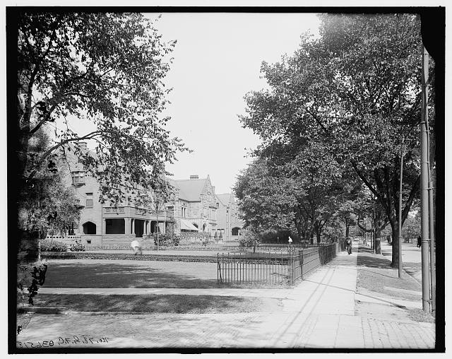 Photo:Residences on Euclid Avenue, Cleveland, Ohio