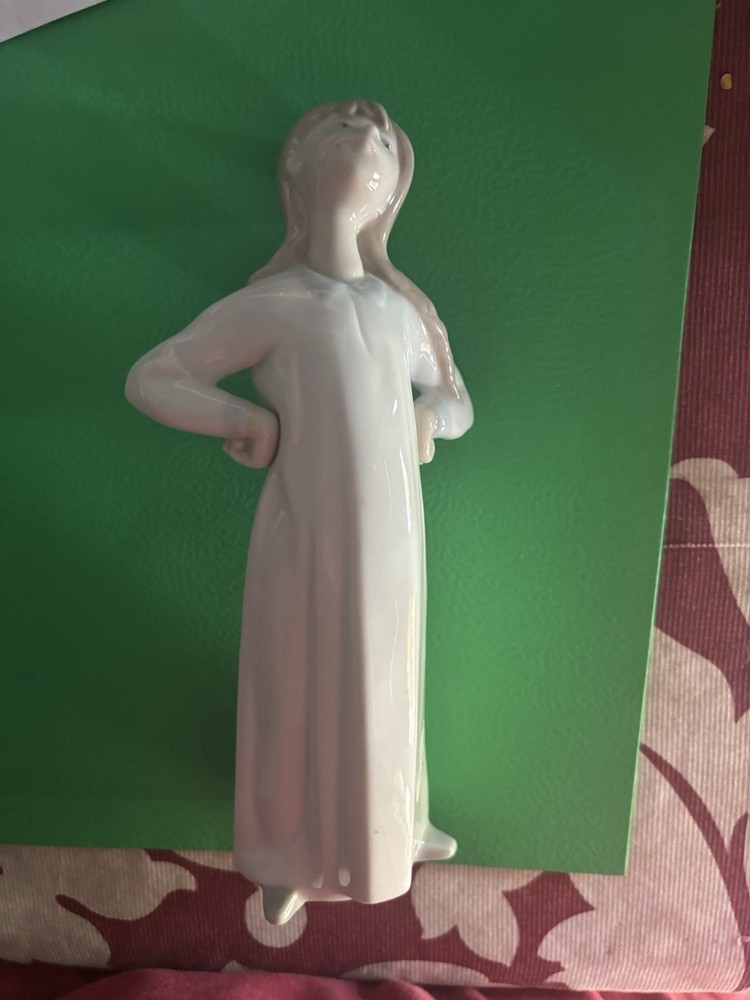 Lladro Girl Figurine Hands On Hips