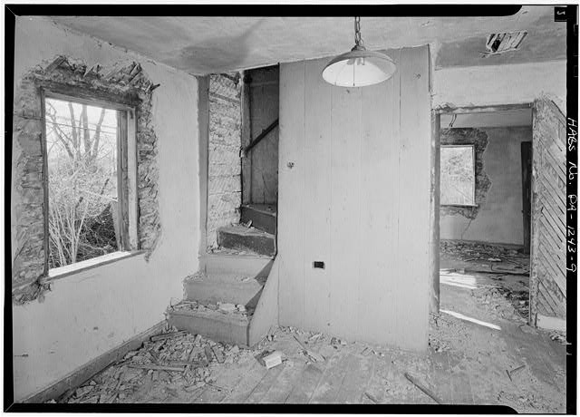 9. INTERIOR, FIRST FLOOR, SOUTH ROOM, SHOWING STAIR - William Pennock House,