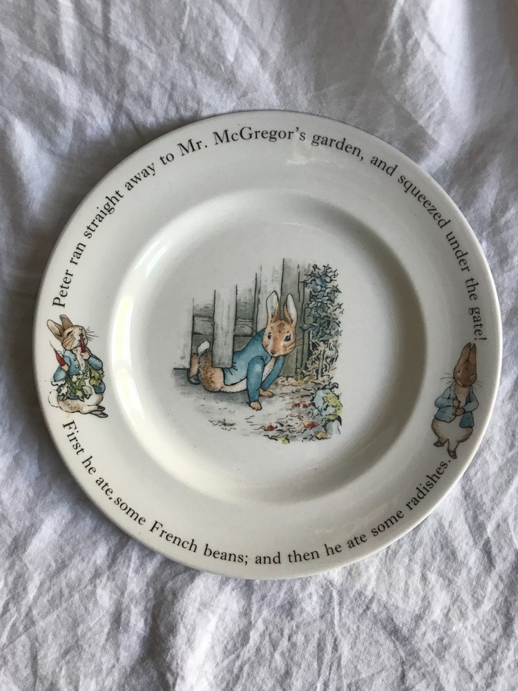 Vintage Peter Rabbit Wedgwood Frederick Warne 1993 Plate 7.75 Inches England