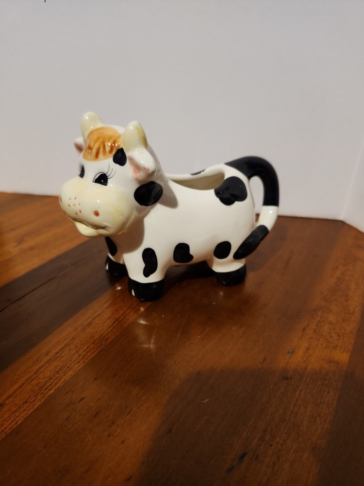 Vintage Ceramic Cow Creamer Pitcher Farmhouse Country Decor