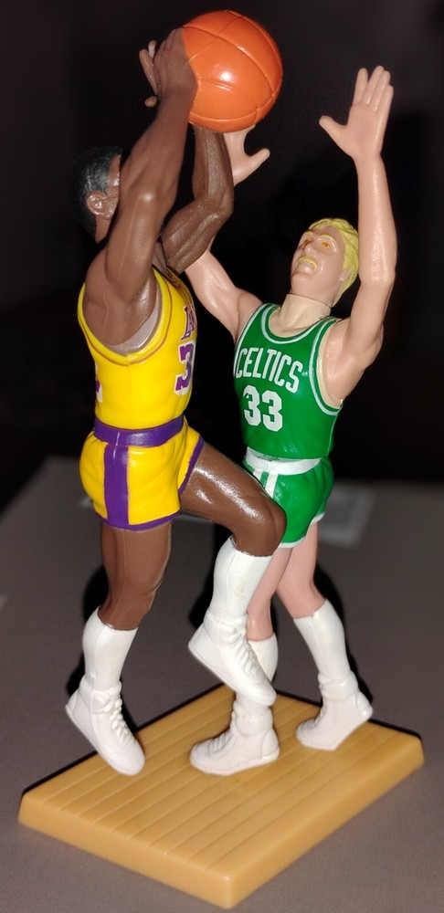 1989 Starting Lineup One on One Magic Johnson vs Larry Bird - Figure