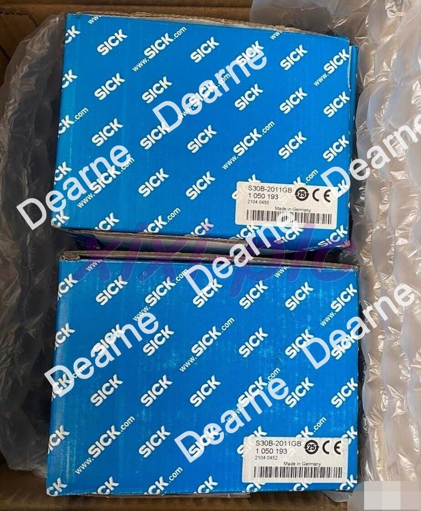 1pcs NEW SICK S30B-2011GB Laser Light Safety Scanner FedEx DHL shipping