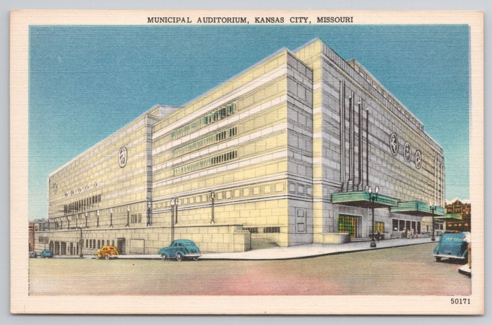 Municipal Auditorium Kansas City MO Vintage Linen Postcard 1930s Cars