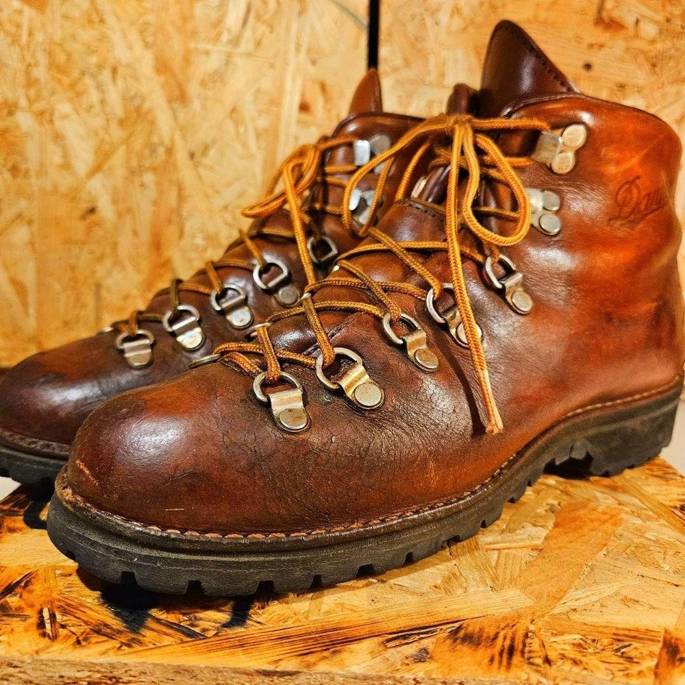Danner Mountain Light Boots 8.5 US Vintage Brown Leather Made in USA