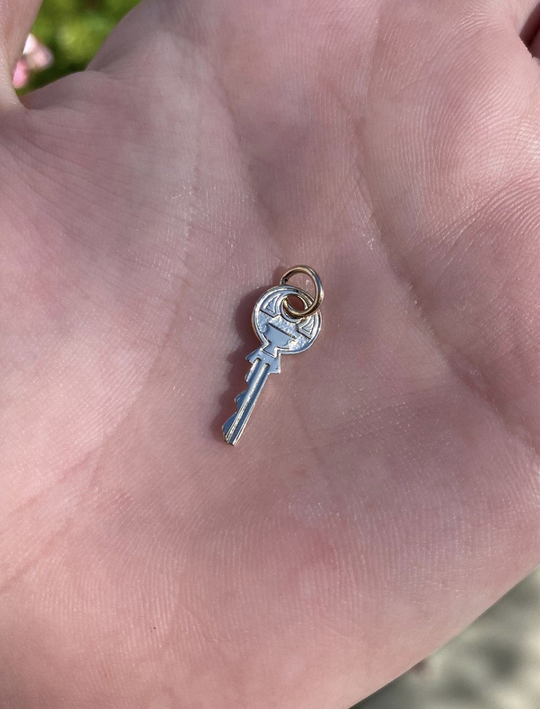 Vintage Solid 14k Yellow Gold Key Charm Pendant