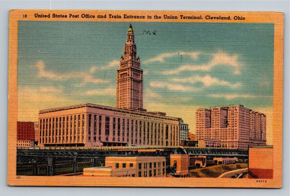 Vintage Linen Postcard US Post Office & Union Terminal Cleveland 1943