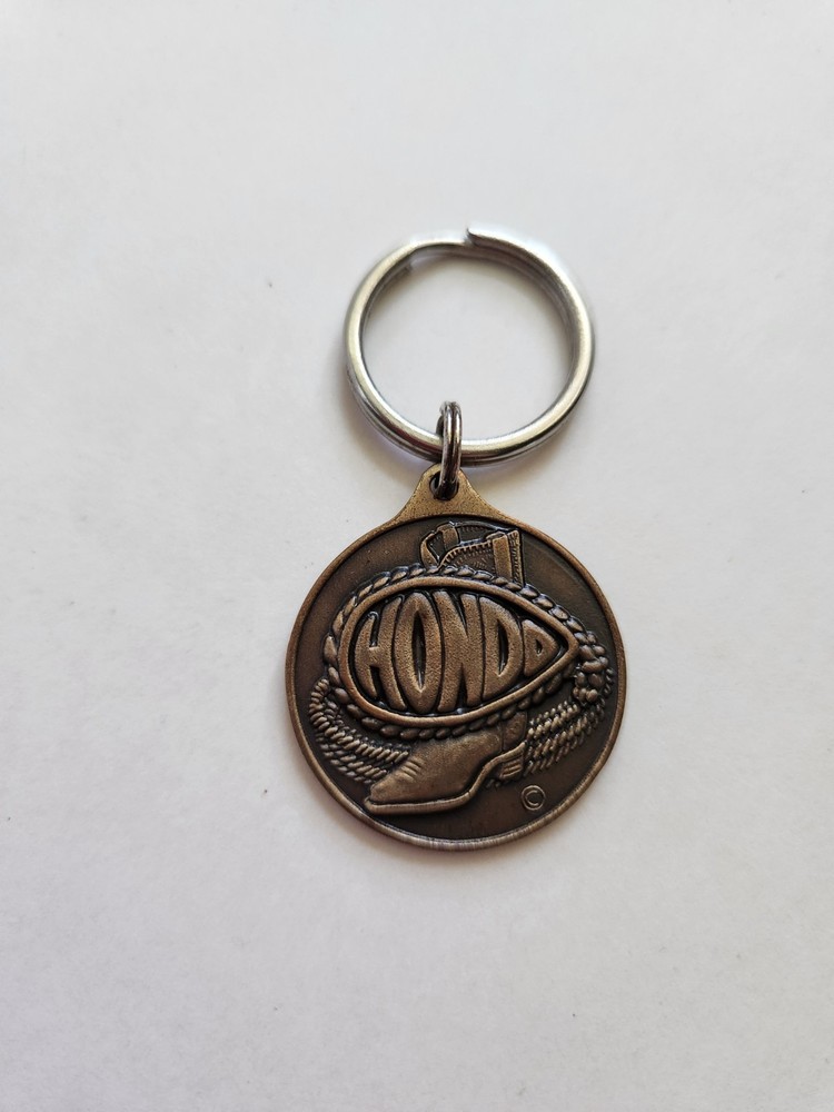 Vintage Hondo Boots Co. Metal Keychain El Paso Texas