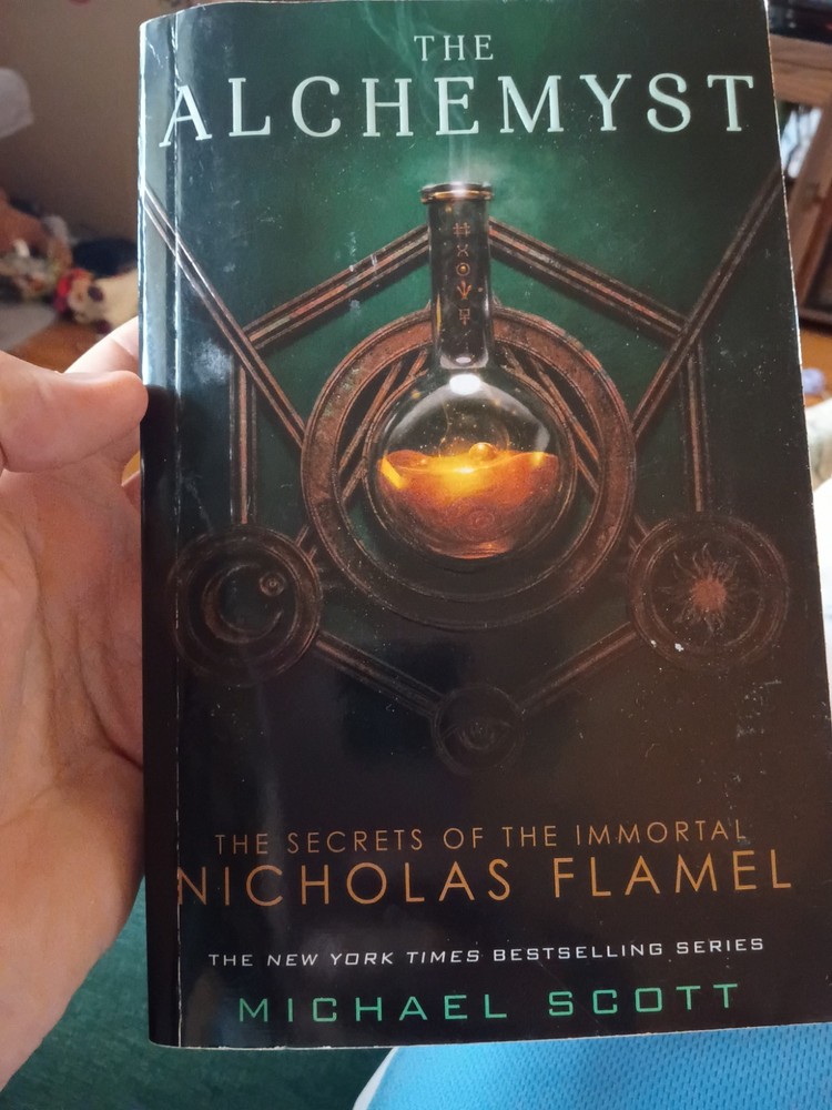 Alchemyst by Michael Scott (2008, Trade Paperback)