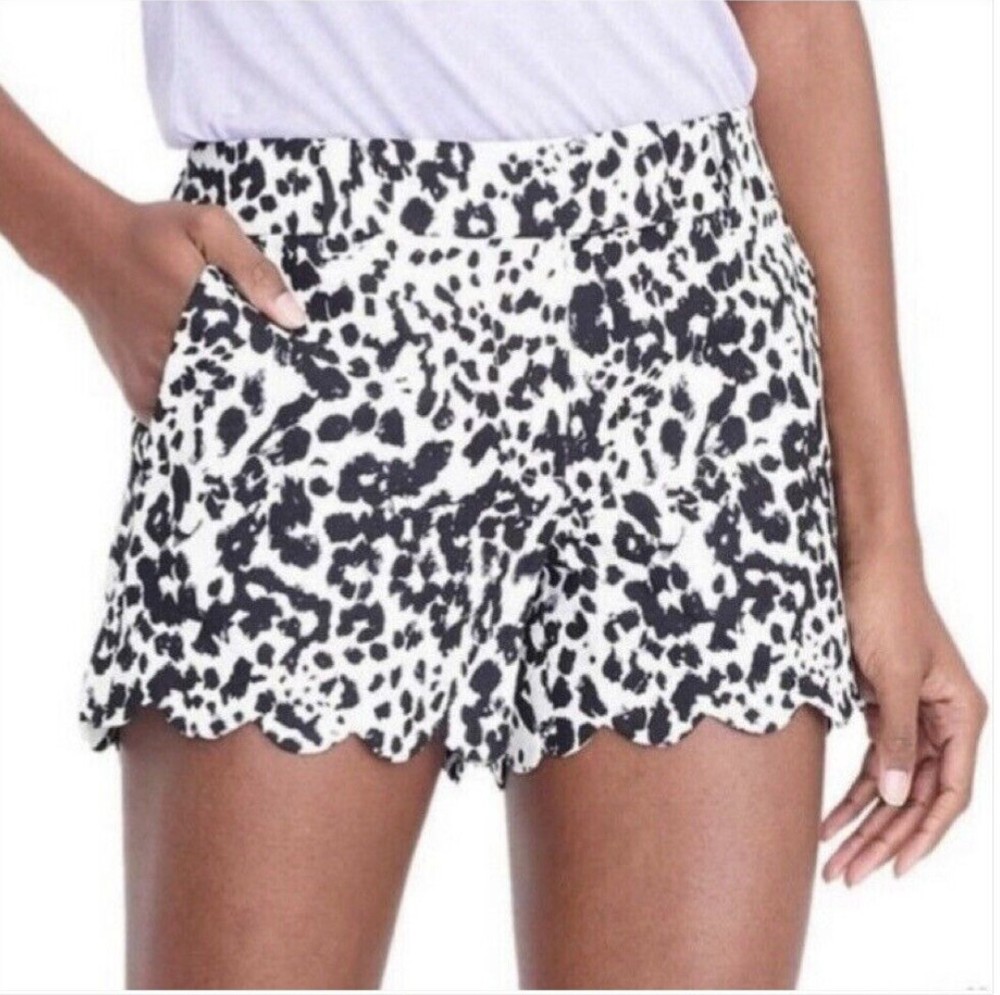 J Crew Size 10 Linen Blend Shorts Scalloped Animal Print Boho 3
