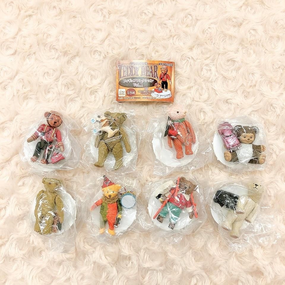 Antique Teddy Bear Figure Collection Vol. 1, 8 types in total #560e5e