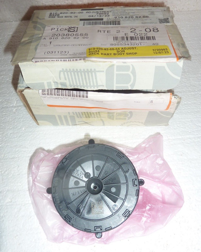 OEM Mercedes Sprinter W910 adjustable drive exterior mirror left A9108208200 S33
