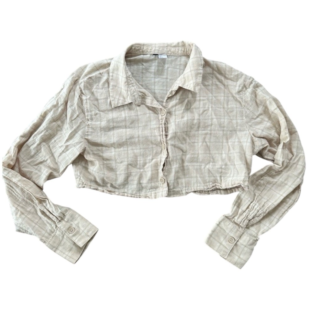 Plaid Cropped Button-Up Shirt
