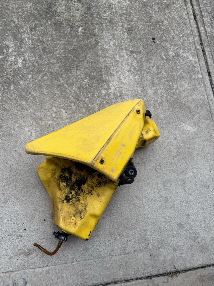 Suzuki RM125 RM 125 Fuel Tank Tanks Plastic Gas Petrol Part Yellow Genuine 1989