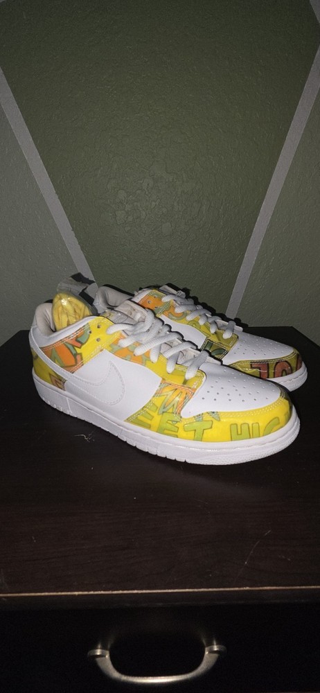 Size 9.5 - Nike Dunk Pro SB Low De La Soul