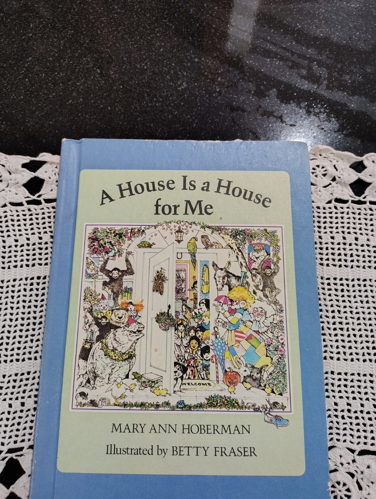 A House is a House for Me Childrens Book 1978 Hardcover Mary Ann Hoberman 1st ed