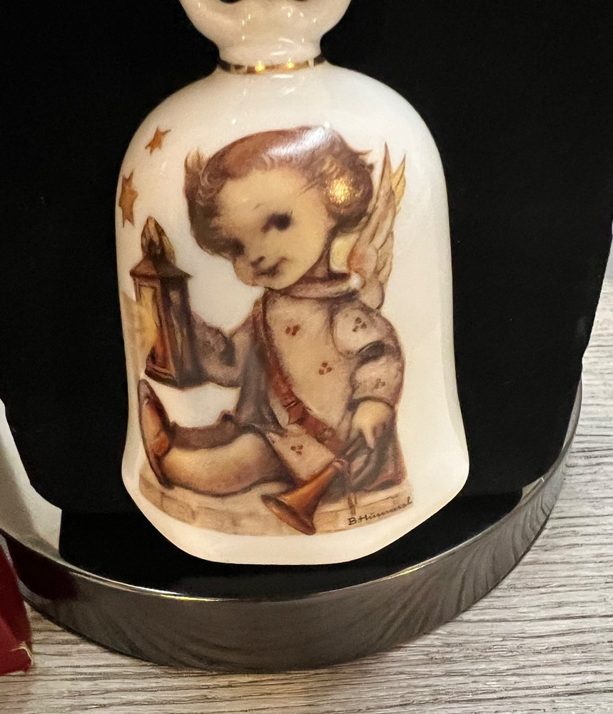 Christmas M J Hummel Collector Bell Guiding Angel Original Box Excellent Vintage
