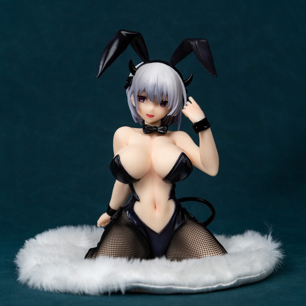 No Box 15CM Bunny Girl Game Anime PVC Figure Model plastic Statue Toy Black
