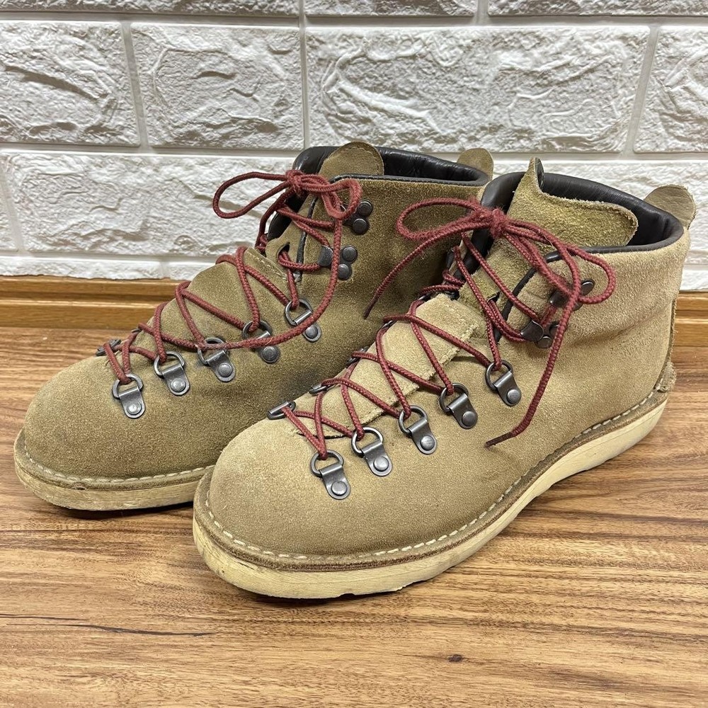 Danner Mountain Light US8 Gore-Tex Beige Suede Leather Hiking Boots Preowned