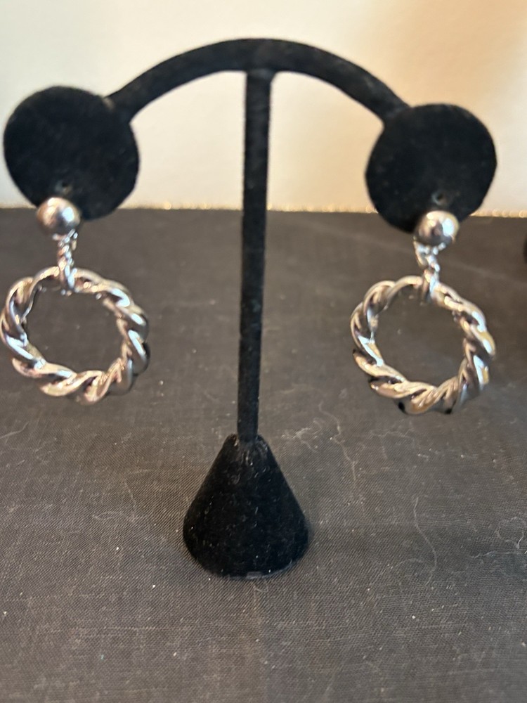 Vintage Trifari Silver Tone Clip On Earrings