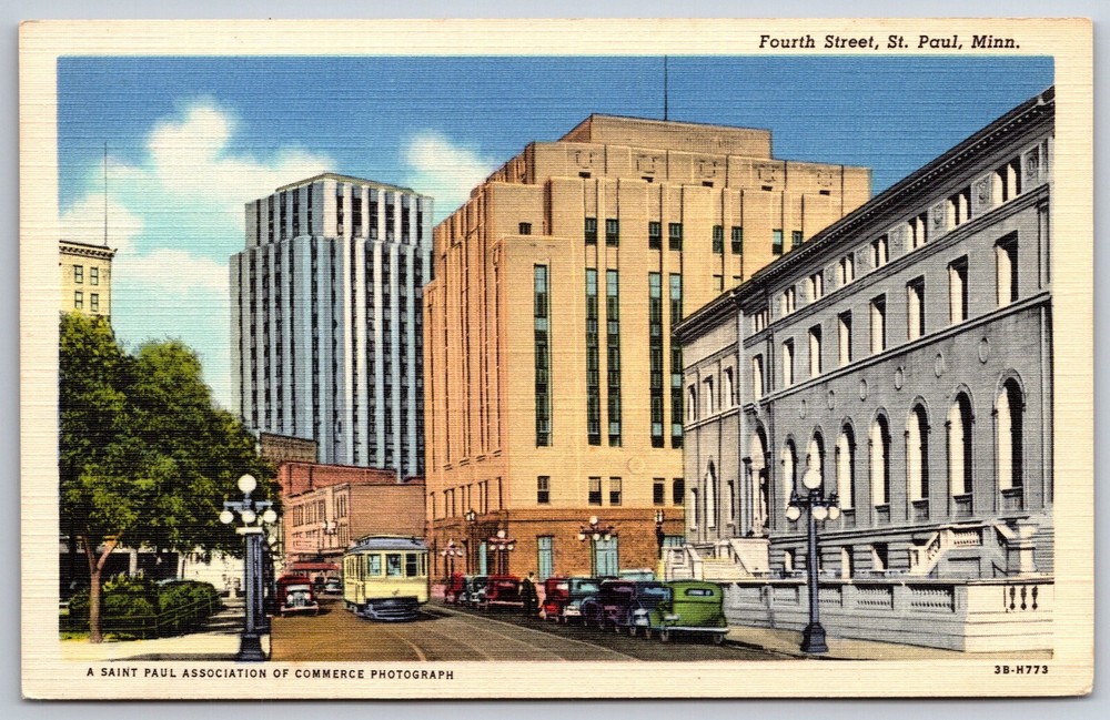 St Paul Minnesota~Fourth Street & Trolleys~Vintage Linen Postcard