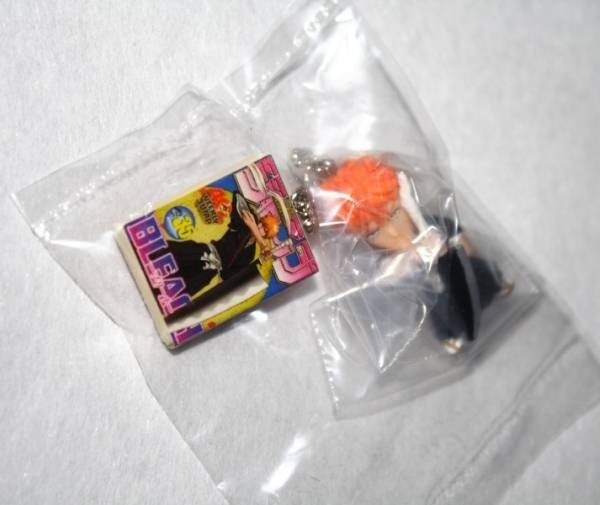 BLEACH Figure Keychain Weekly Shonen Jump Japan Anime Vintage Rare
