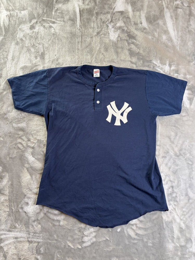 Vintage Soffe New York Yankees Henley T-Shirt 90s Single Stitch Made in USA XL