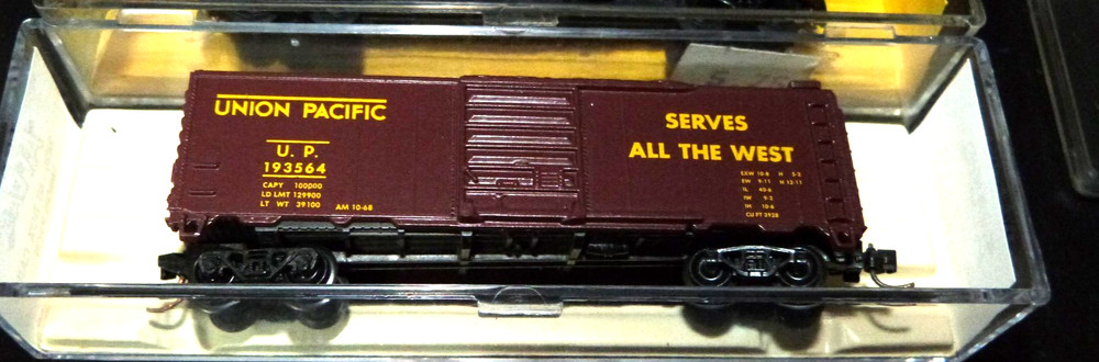 N Scale Atlas Union Pacific 40' Boxcar 193564