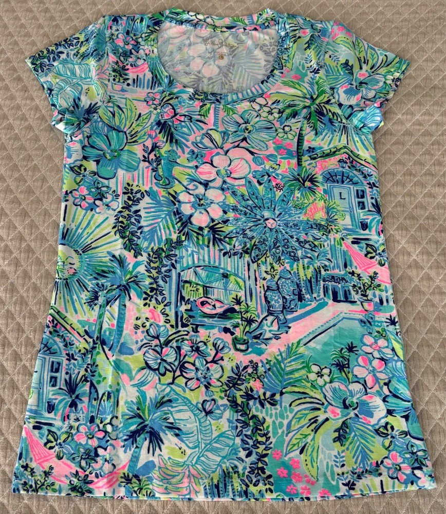 2025 Disney Parks LILLY PULITZER Loves Cinderella Strech T-Shirt Top Size L NWOT