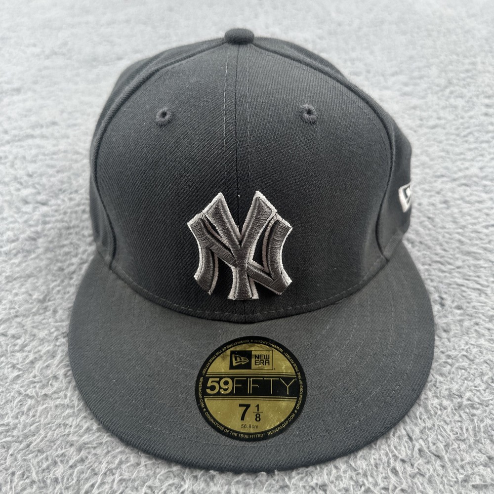 New Era 59FIFTY Gray New York Yankees Fitted Baseball Cal 7 1 /8 MLB Baseball