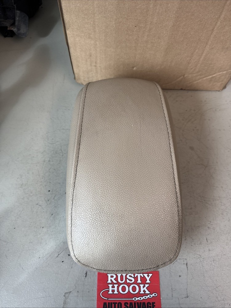 2008 Kia Sportage Center Console Beige Leather Armrest Lid Cover OEM