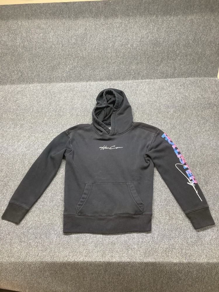 Hollister Hoodie Women’s Size XS Black Long Sleeve Pullover Large Graphic Print