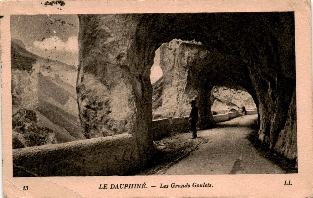 LE DAUPHINÉ, Les Grands Goulets, LÉVY ET NE Postcard