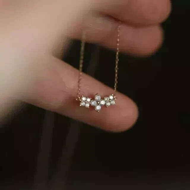 Women's Beauty Necklace 1Ct Round Cut Diamond Lab-Created 14k Yellow Gold Plated